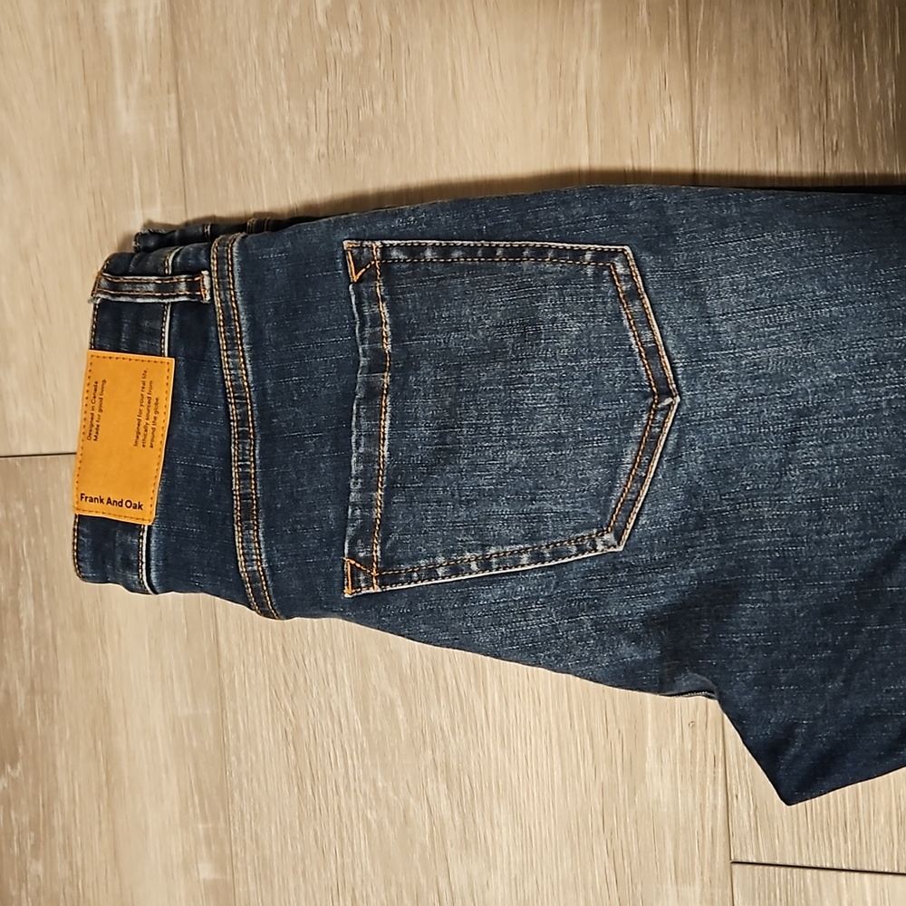 🌈Frank and Oak Debbie Skinny Jeans in Medium/Dark Wash - Picture 10 of 16